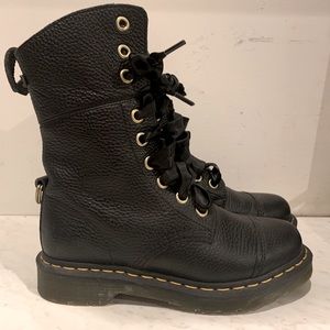 Dr Martens 9 Eyelet Aimilita Black Aunt Sally Boot